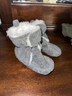 infant booties 