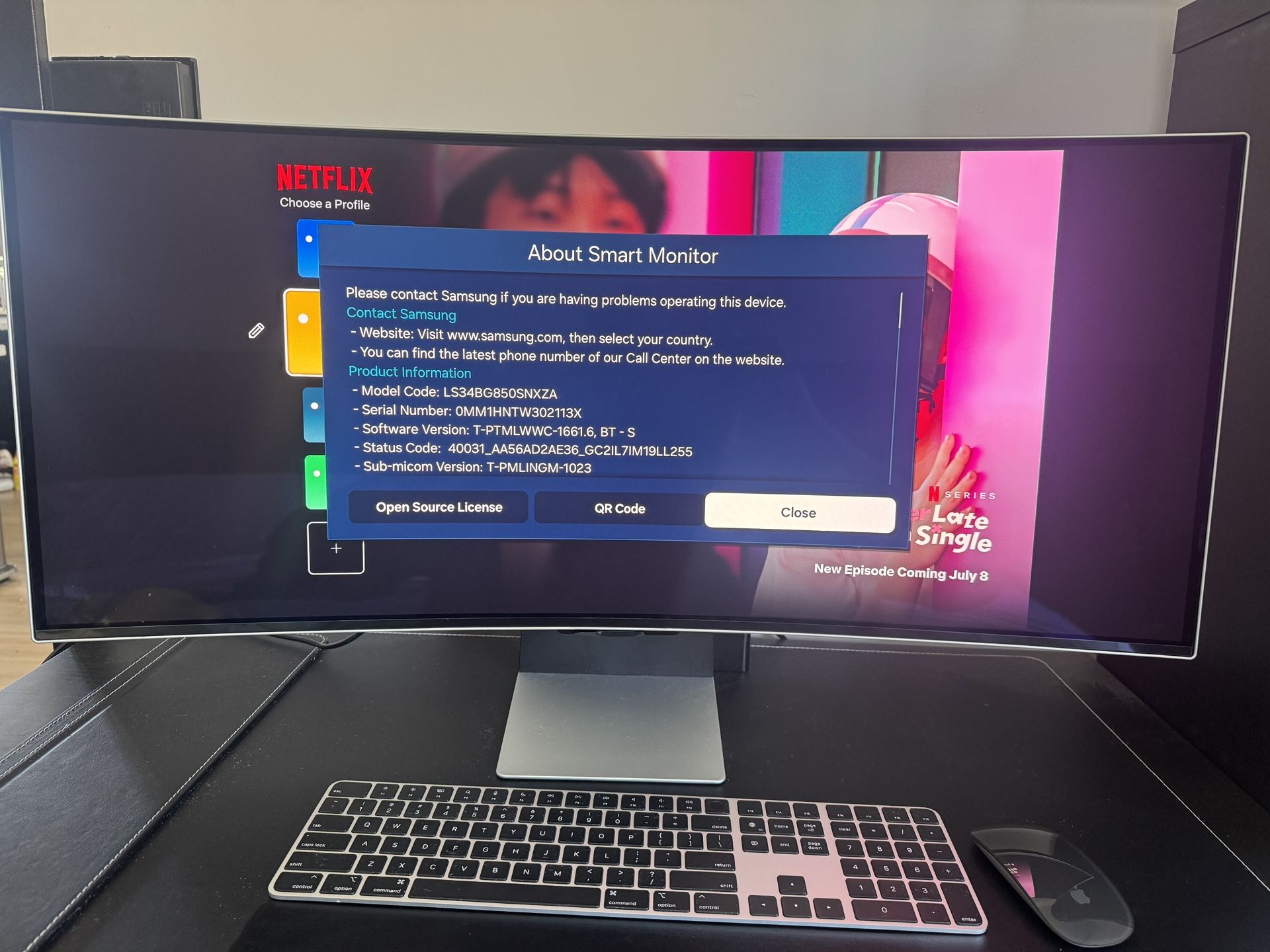 Samsung Odyssey OLED G8 Curved Gaming Monitor