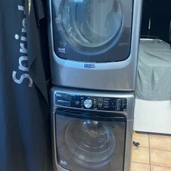 WASHER AND GAS DRYER SET 