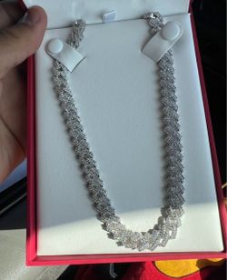 Cubic zerconia chain