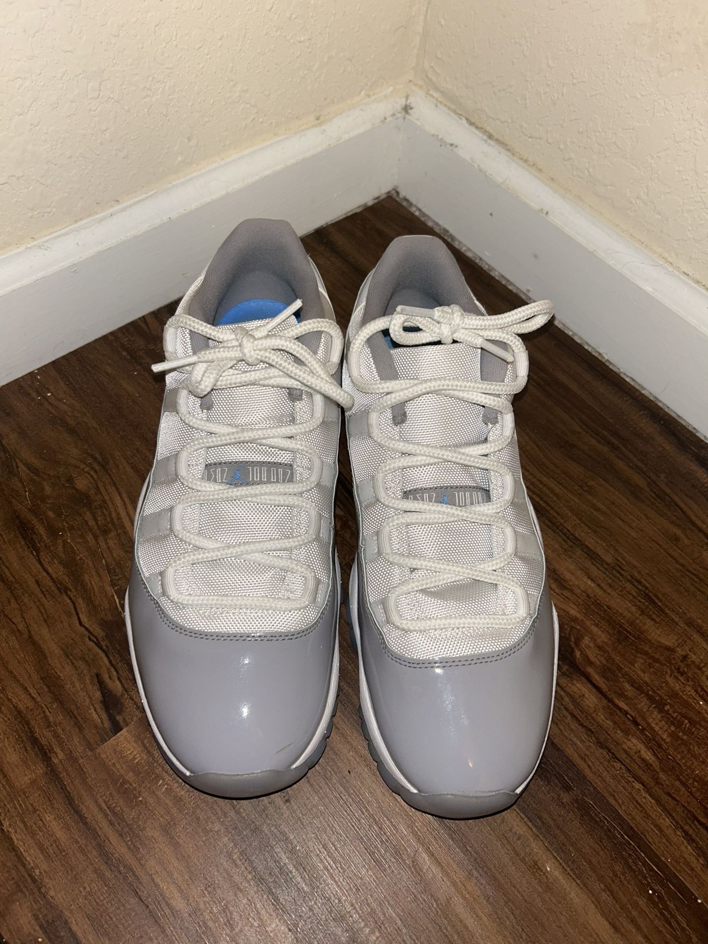 2023 Air Jordan 11 Retro Low 'Cement Grey' Size 11