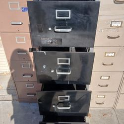 4 Drawer Vertical Locking File Cabinet