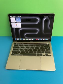 Apple MacBook Pro 13 with TouchBar (M1 chip / 2020 model) 8GB Ram 256GB powerful laptop
