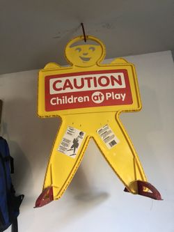 Caution children at play safety sign