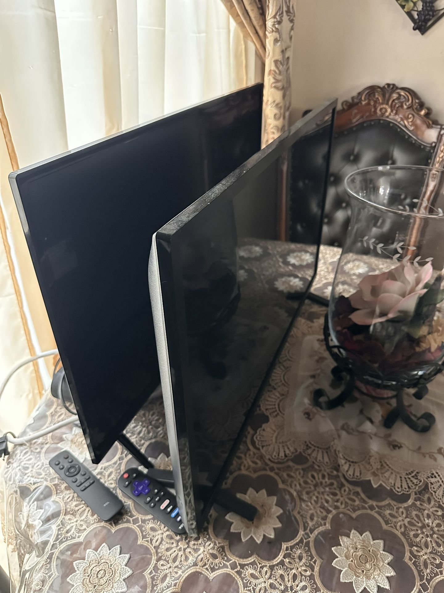 Flat TVs