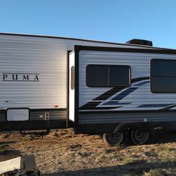 2021 Palamino Puma Fifth Wheel 35 Ft Good Use Two Times  289 Bhs Good Towing Trailer 
