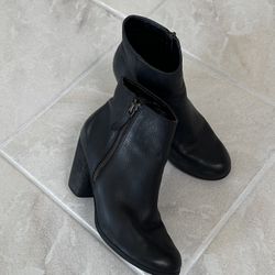 Black Leather Boots