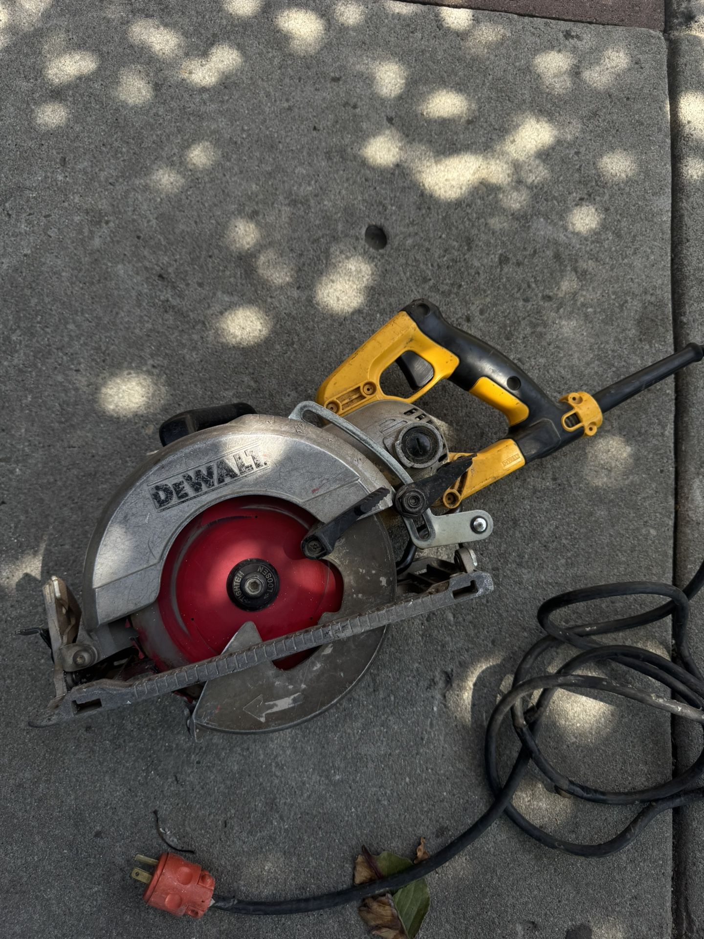 Dewalt Circular Saw Tool