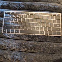 Brand New Satechi Keyboard  Asking 30.00 Paid 94.00