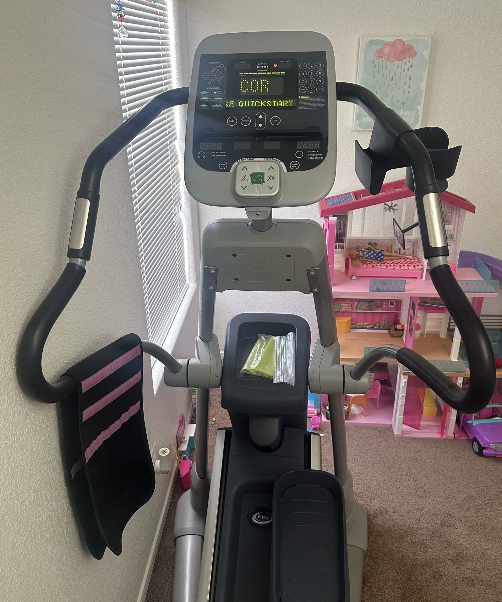 Precor EFX 546i Elliptical Cross Trainer