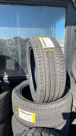 305 45 22 Llantas nuevas
