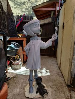4feet tall Coraline