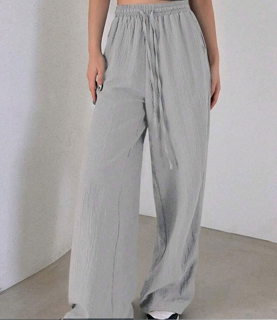 new ladies wide leg pants size M