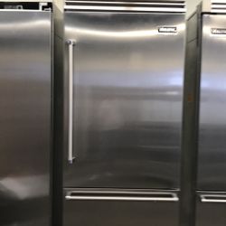 VIKING 36”WIDE BUILT IN 5 SERIES BOTTOM FREEZER REFRIGERATOR 