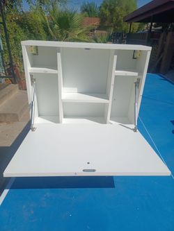 wall mounted desk