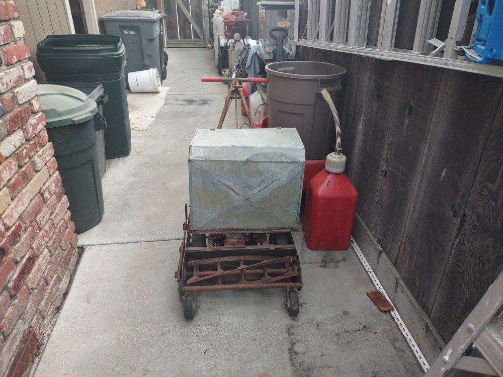 Self Driver Lawn Mower Refurbished