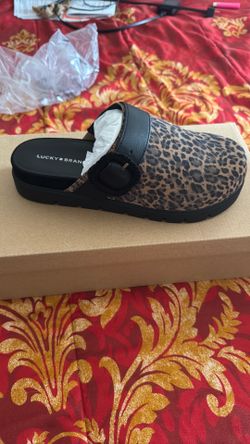 Lucky brand size 8