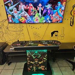Arcade Pedestal
