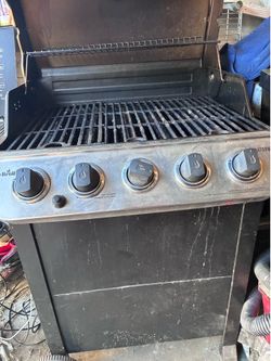 Gas grill