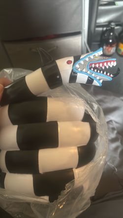 Popcorn bucket sandworm