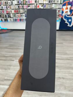 Beats Pills x Kim Kardashian