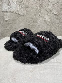 Balenciaga Slides