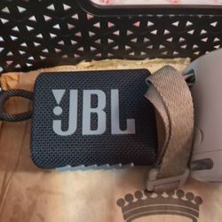 Small and 🅿️ortablr 🔱ireless Bluetooth Speakers 🔊