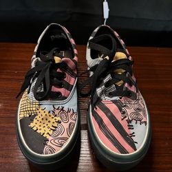Vans Womens 7 platform sally