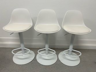 Set of 3 White Adjustable Swivel Bar Stools – Padded Seats