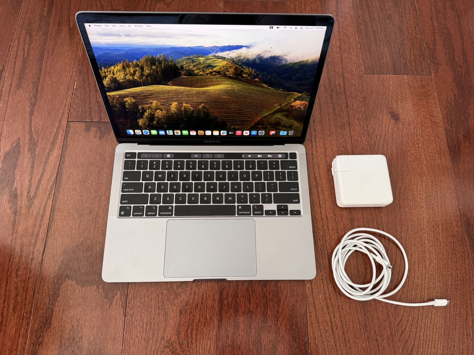 MACBOOK PRO 13 inch! APPLE M1, 16 GB Ram, 512 GB