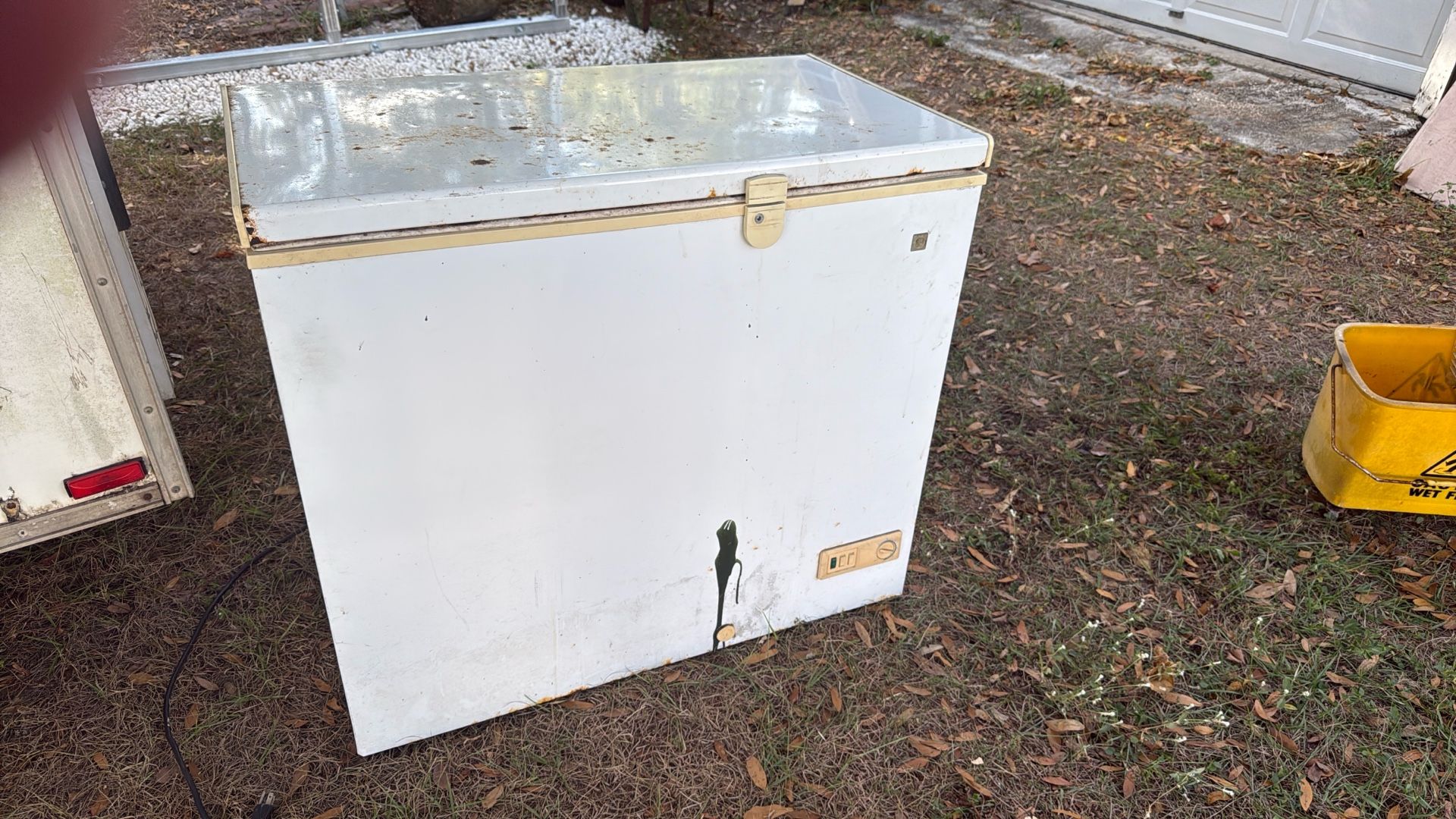 Chest Freezer Works Good