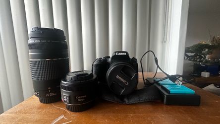 Canon EOS Rebel T7i (plus 3 Canon Lens!)