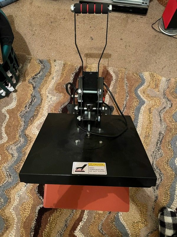 HEAT PRESS.           SOLD 