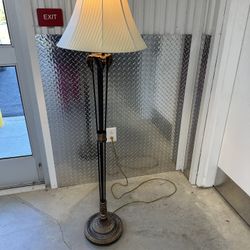 Antique Metal Heavy Floor Lamp 