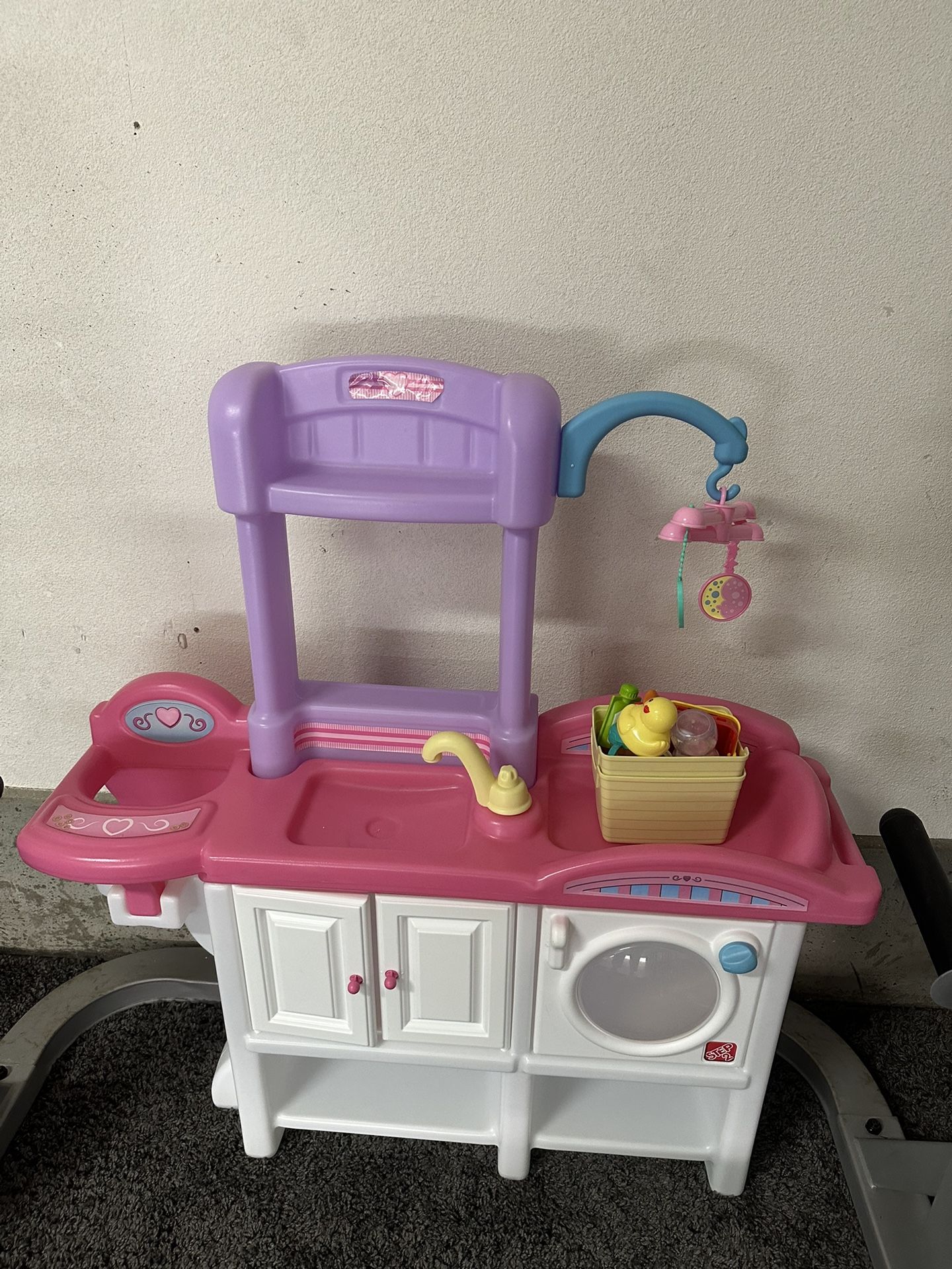 Step 2 Baby Nursery Station - Like New