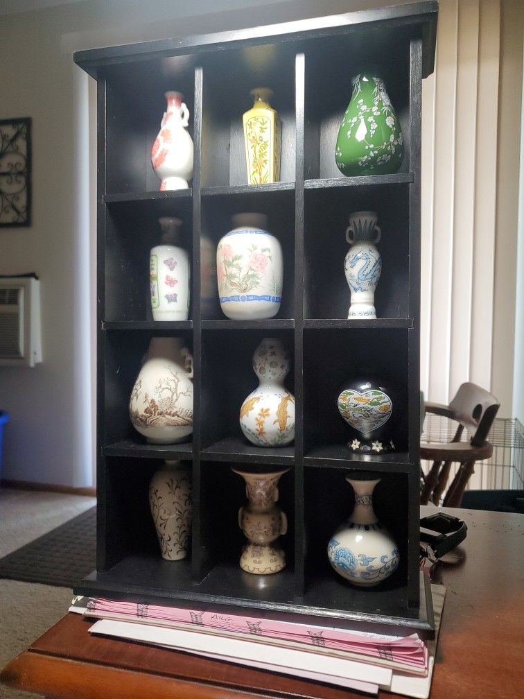 Franklin Porcelain 1980 Imp Dynasties Vases