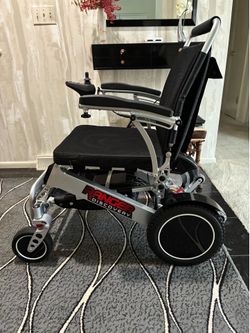Ranger Discovery Folding Power Wheelchair - New