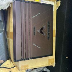 Crunch Car Amplifier 
