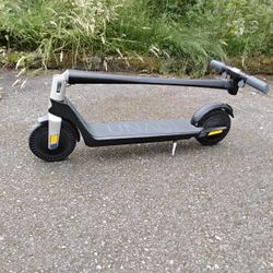 Unagi Scooter For Parts (Locked)