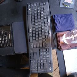 Logitech Silent touch Mouse+Keyboard 