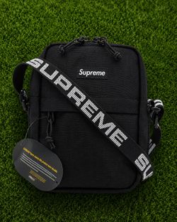 Supreme Cross Bag