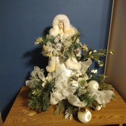 18" Ornate Winter Princess Sculpture 