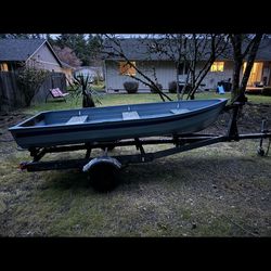 Fishing Boat With Trailer and Motor Included