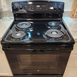 Black Ge 30-inch Electric Coil Top Stove 