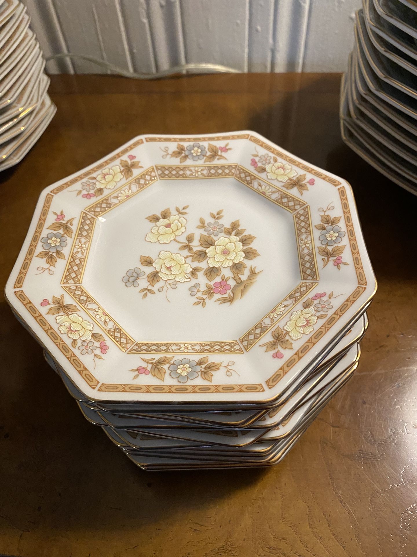 Mikasa Fine China Set