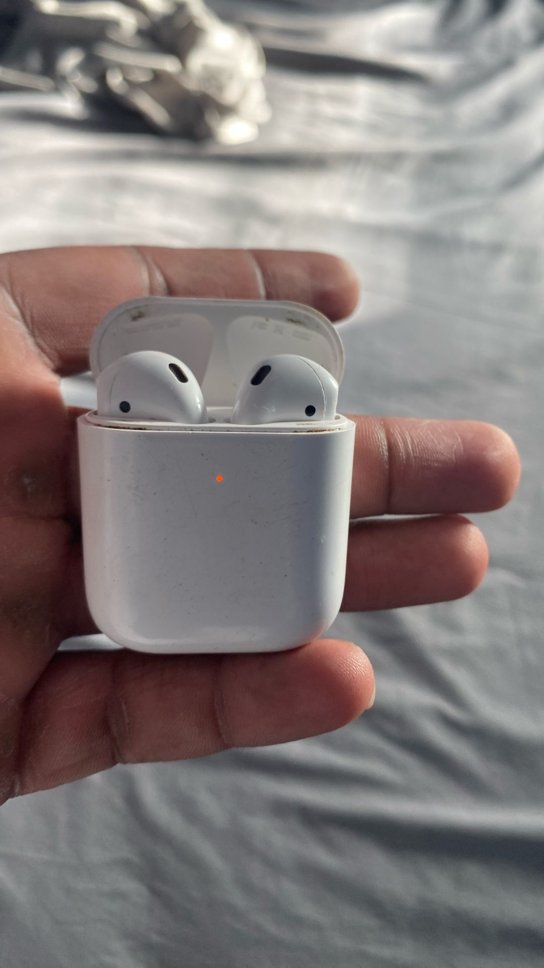 AirPods