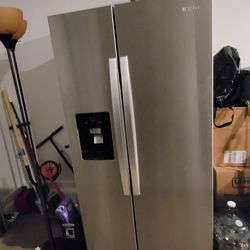 Whirlpool Refrigerator 