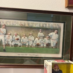 Very vintage 3-D the dugout print