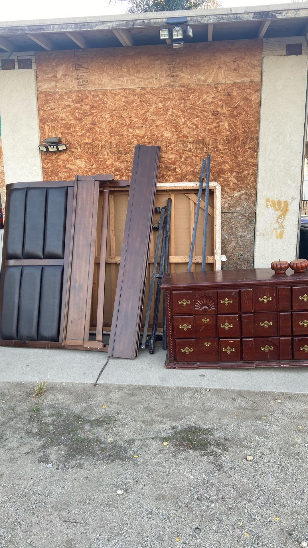 free queen bed set with mattress and dresser