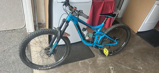 2018 Giant Reign MTB